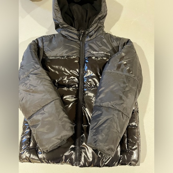Calvin Klein puffer jacket sizes 5 6 years winter coat kids - Picture 3 of 8